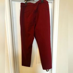 Old Navy Cranberry Pixie Pant